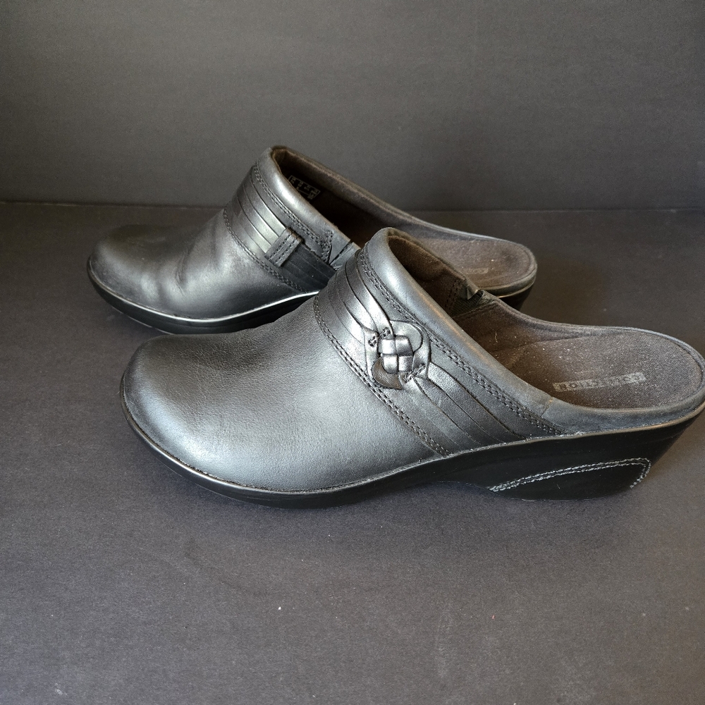 Clarks Black Clogs Size 10